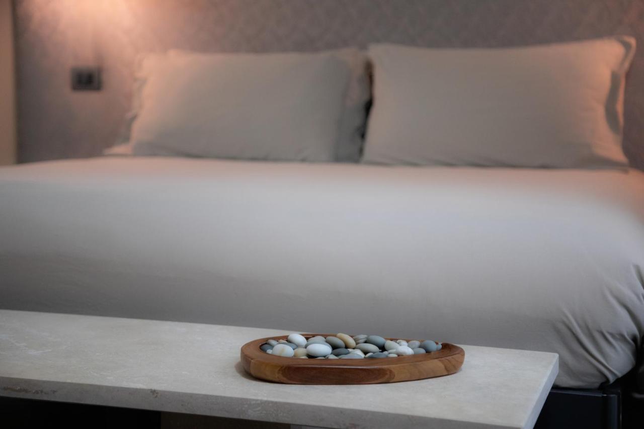 The Sanctuary Urban Retreat Hotel Rome Exterior photo